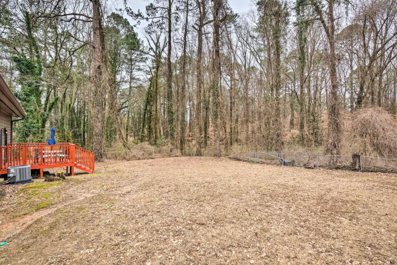 Atlanta Retreat With Deck In Greenbriar Area! Esterno foto